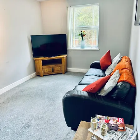 公寓 New Road - 2 Bedrooms - Sleeps 3 *