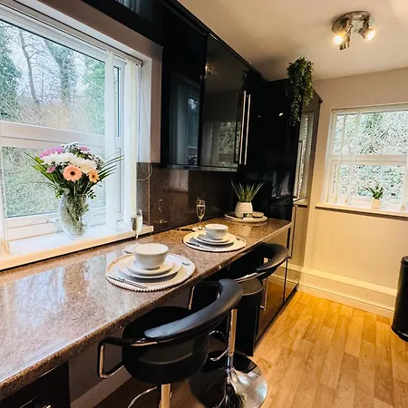 New Road - 2 Bedrooms - Sleeps 3 Apartment Whitehaven